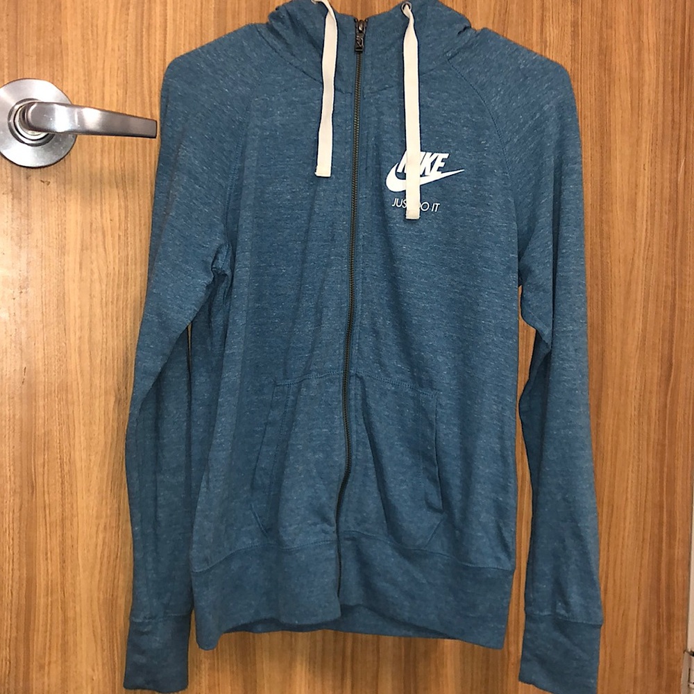 NIKE zip up sweater